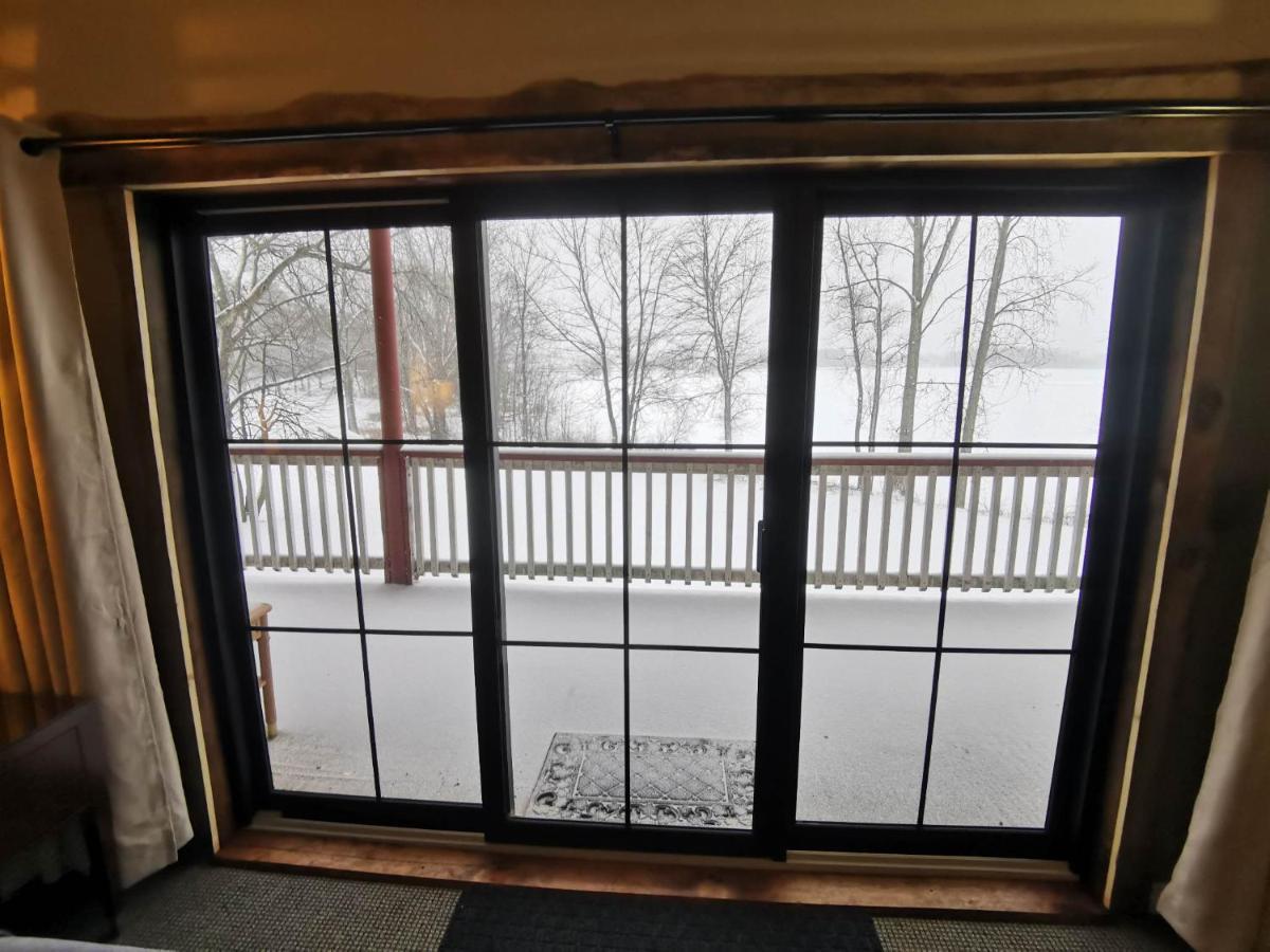 Stoco Lake Lodge Tweed Exterior photo